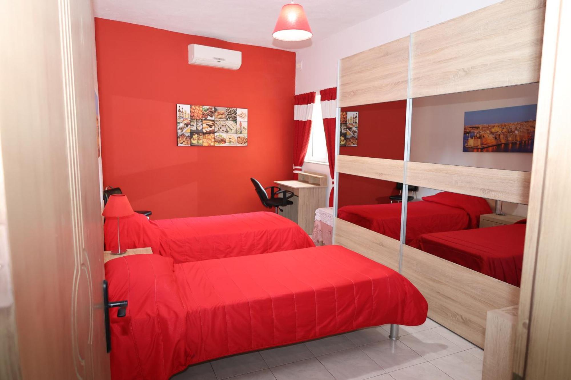 Very Bright Well Kept Apartment Marsaskala Eksteriør billede